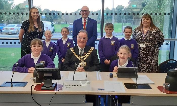 Pupils and teachers from Northbrook Primary Academy with Mayor of South Ribble and Cllr Titherington